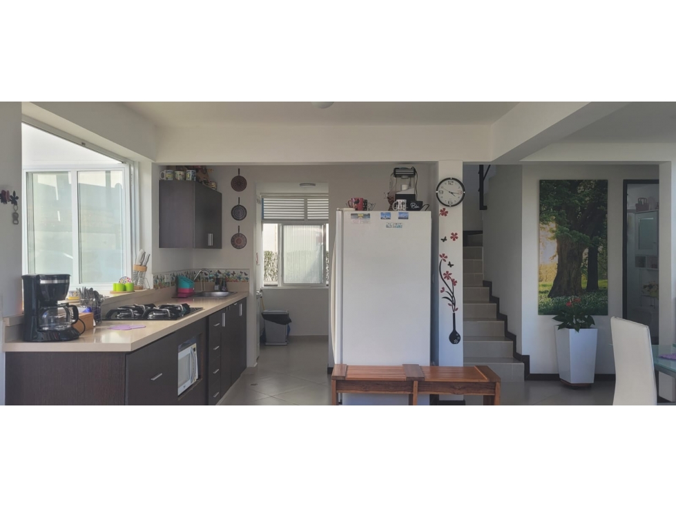 VENTA DE CASA DE DOS NIVELES, SAN JERÓNIMO, ANT - 4