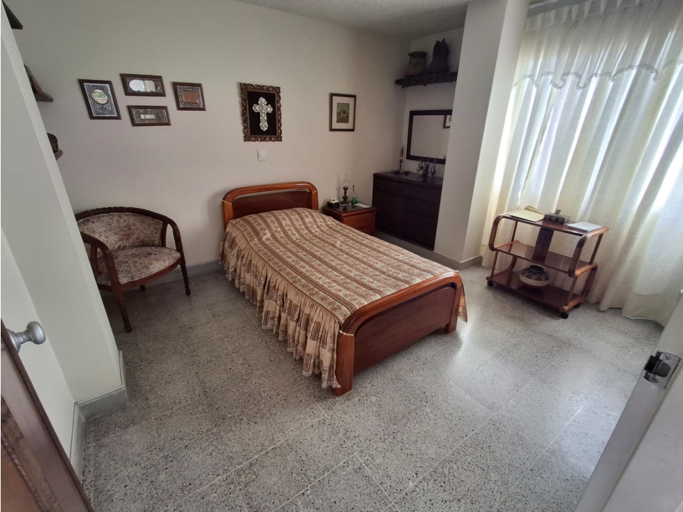 VENTA APARTAMENTO ED. MONTECARLO, LAURELES, MEDELLÍN-150M2 — foto 6