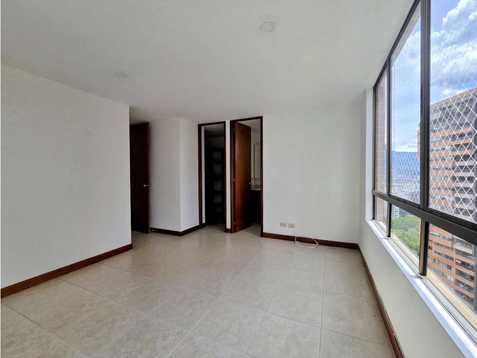 VENTA APARTAMENTO, EL POBLADO, MEDELLÍN-130M2 — foto 5