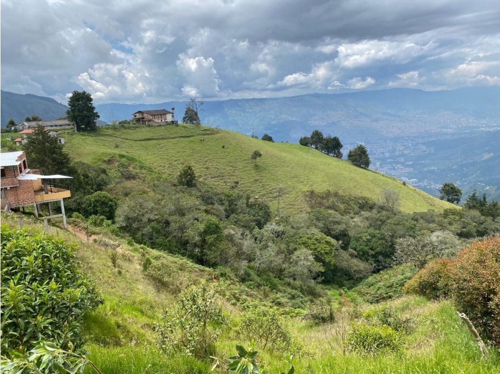 VENTA LOTE VEREDA CUARTAS, LA CUCHILLA, BELLO (proindiviso)
