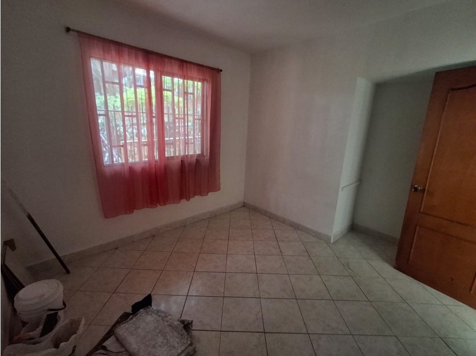 VENTA CASA PRIMER PISO, CASTILLA, MEDELLÍN — foto 5