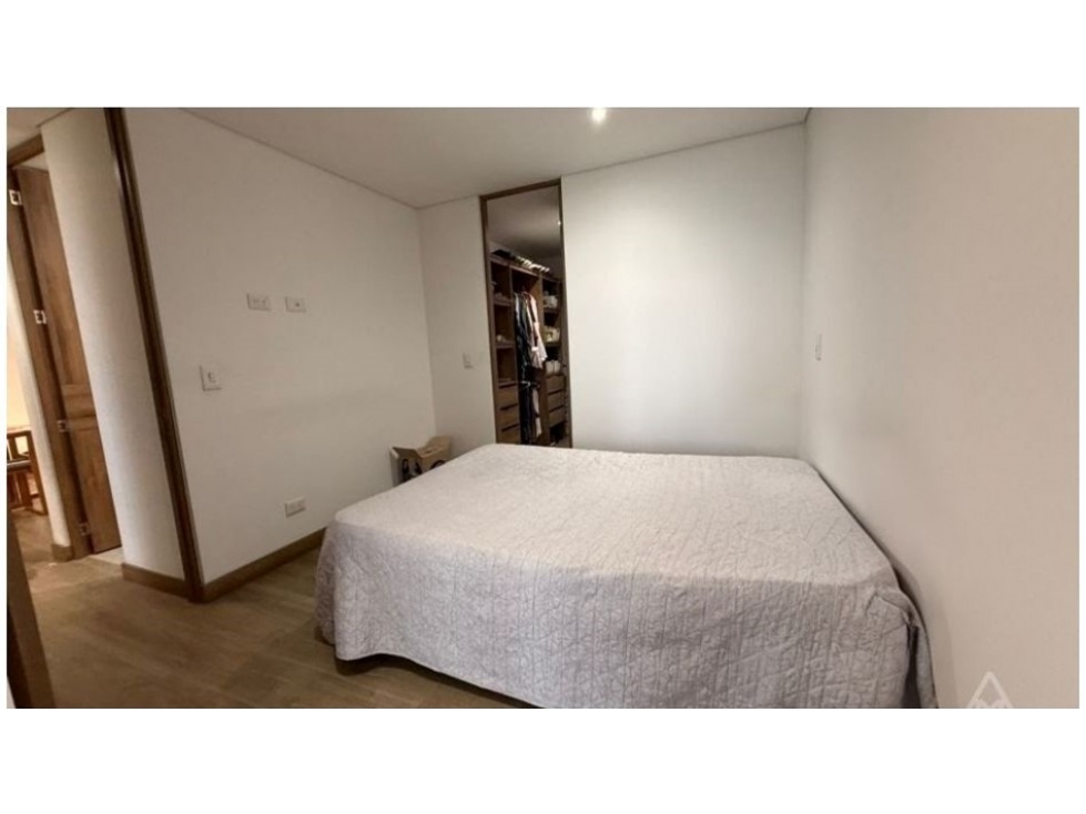 VENTA APARTAMENTO CIUDAD DEL RÍO, MEDELLÍN — foto 4