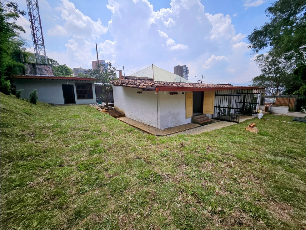 VENTA/ALQUILER CASA, COLA DEL ZORRO, POBLADO, MEDELLÍN-permite AIRBNB — foto 2