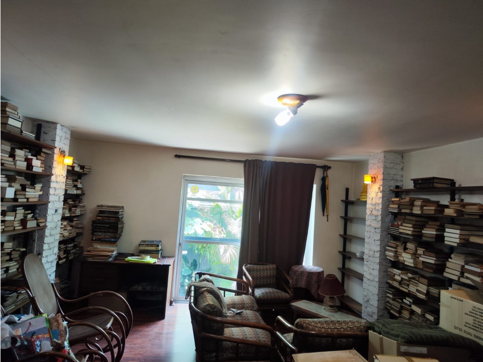 VENTA CASA PRIMER PISO, PRADO CENTRO, MEDELLÍN