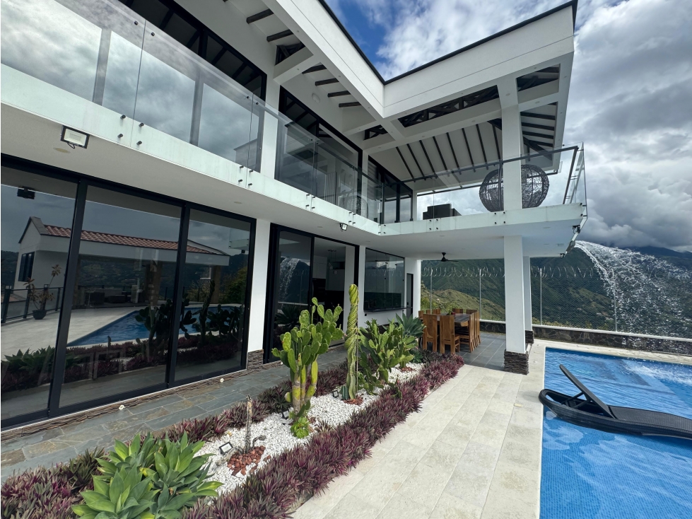 VENTA MANSIÓN AMOBLADA CON VISTA 360°, SAN JERÓNIMO, ANT — foto 4