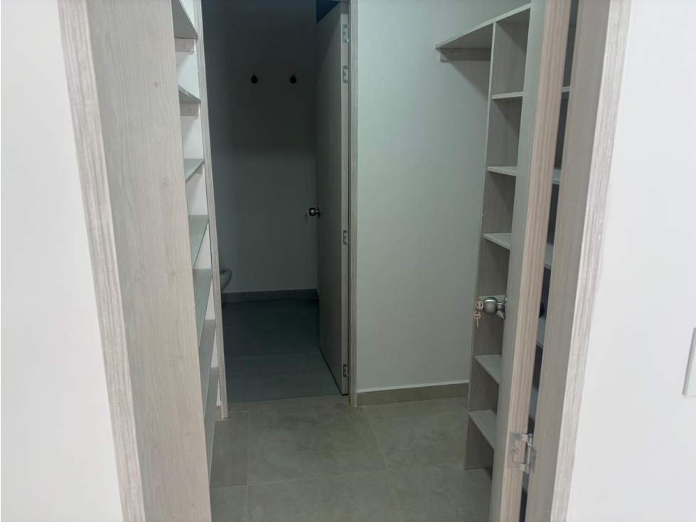VENTA APARTAMENTO NUEVO LA CASTELLANA, MEDELLÍN — foto 5