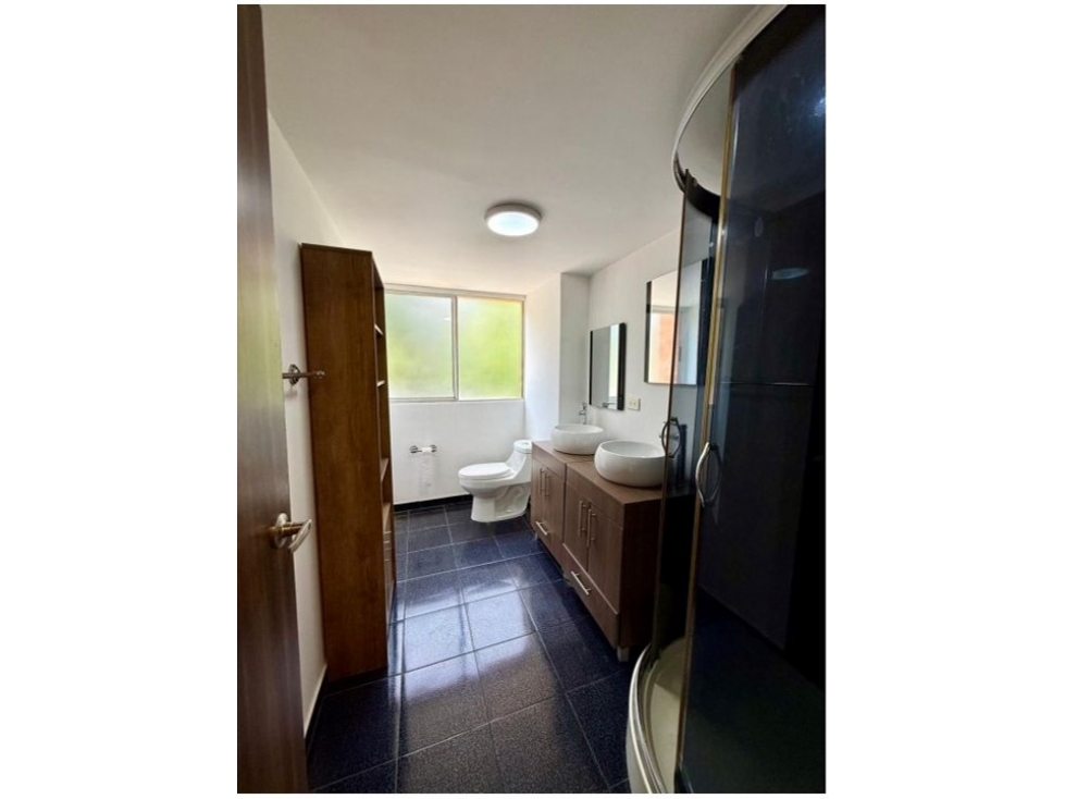 VENTA APARTAMENTO CERCA AL TESORO, MEDELLÍN - 99,45 m² — foto 4