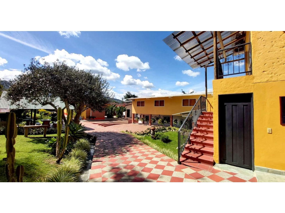 VENTA FINCA HOTEL LLANO GRANDE - 2