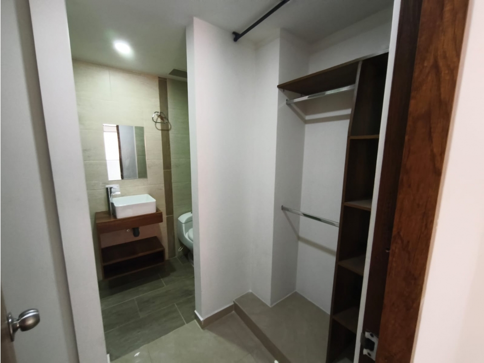 VENTA APARTAMENTO CON TERRAZA, LA CASTELLANA, MEDELLÍN — foto 5