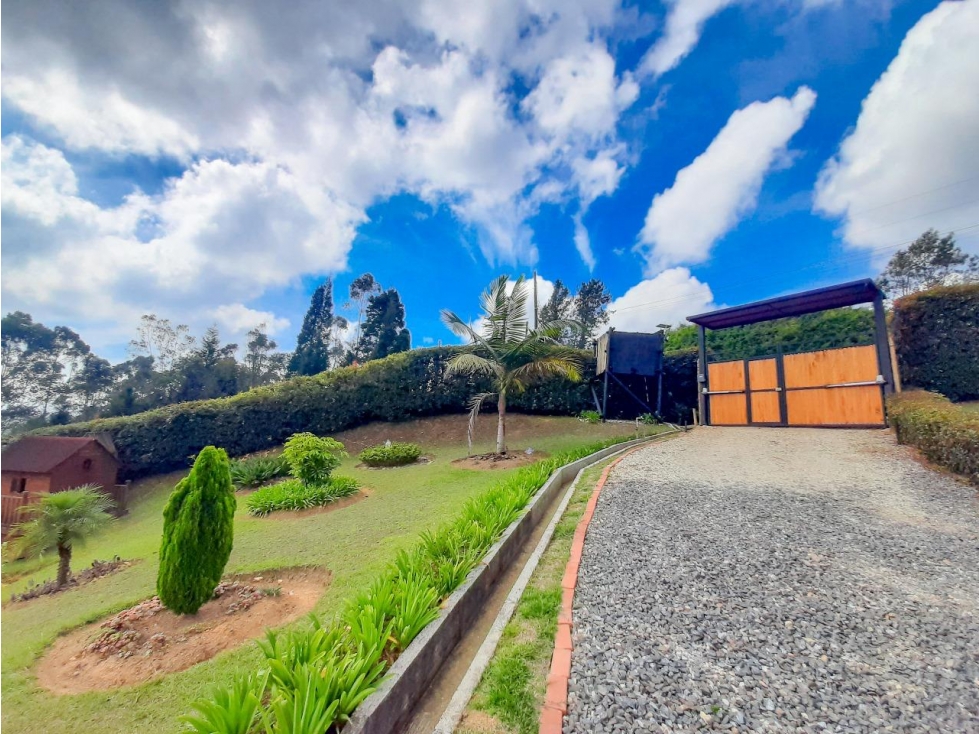VENTA FINCA CON CASA DE DOS NIVELES, EL CARMÍN, GUARNE ANTIOQUIA — foto 3