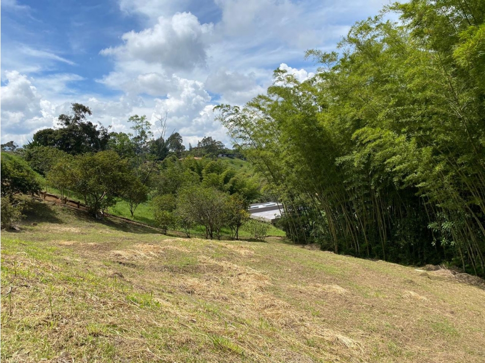 VENTA LOTE CONDOMINIO MILLEMONTI PRECIO DE OPORTUNIDAD MARINILLA-ANT  