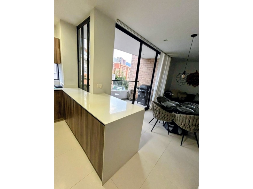 VENTA APARTAMENTO SECTOR CASTROPOL, EL POBLADO, MEDELLÍN