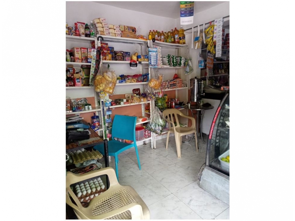 VENTA EDIFICIO DE TRES NIVELES, BARRIO TRINIDAD, MEDELLÍN - 6