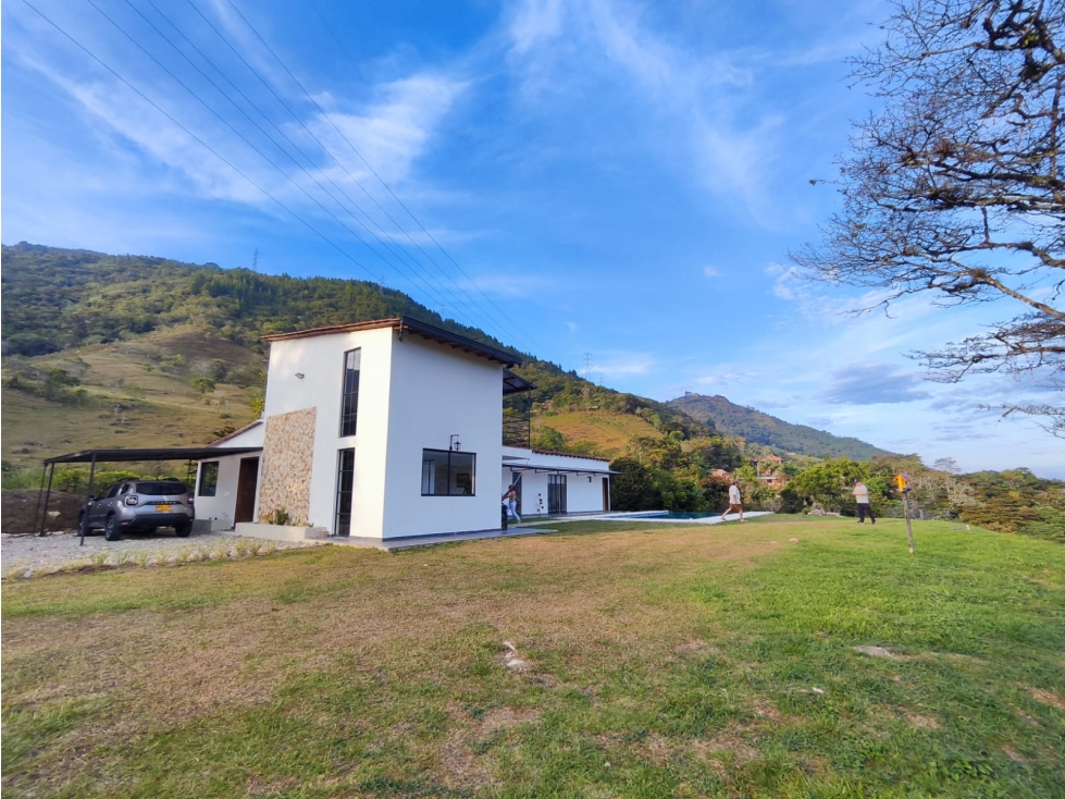 VENTA DE FINCA LA CALDA, POPALITO, BARBOSA - 2