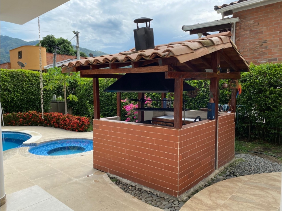 VEN/CAMBIO CABAÑA CON LOTE EN CONDOMINIO URBANO, SAN JERÓNIMO - ANT - 3