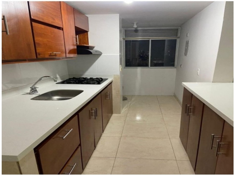 VENTA APARTAMENTO VALPARAÍSO, CALLE LARGA, SABANETA — foto 2