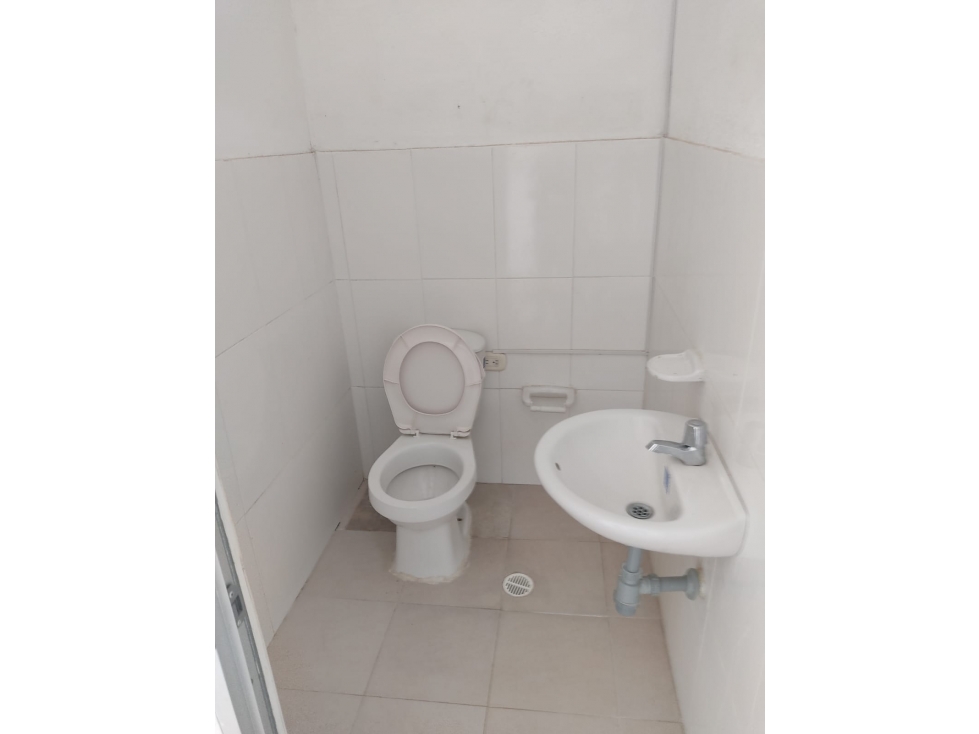 LOCAL-3507992 - 5