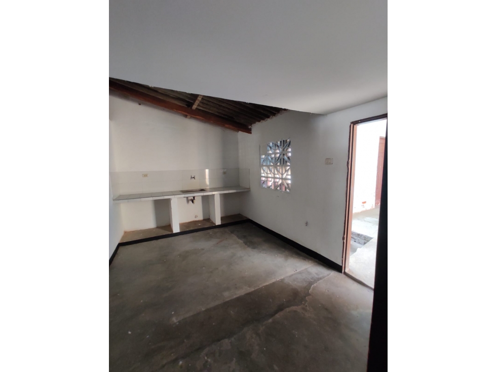 CASA-3321585 - 5
