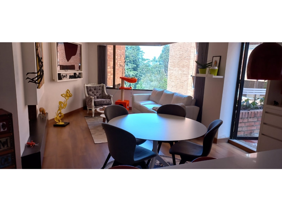 VENTA/ARRIENDO APARTAMENTO CON DISEÑO, CHICO RESERVADO ORIENTAL