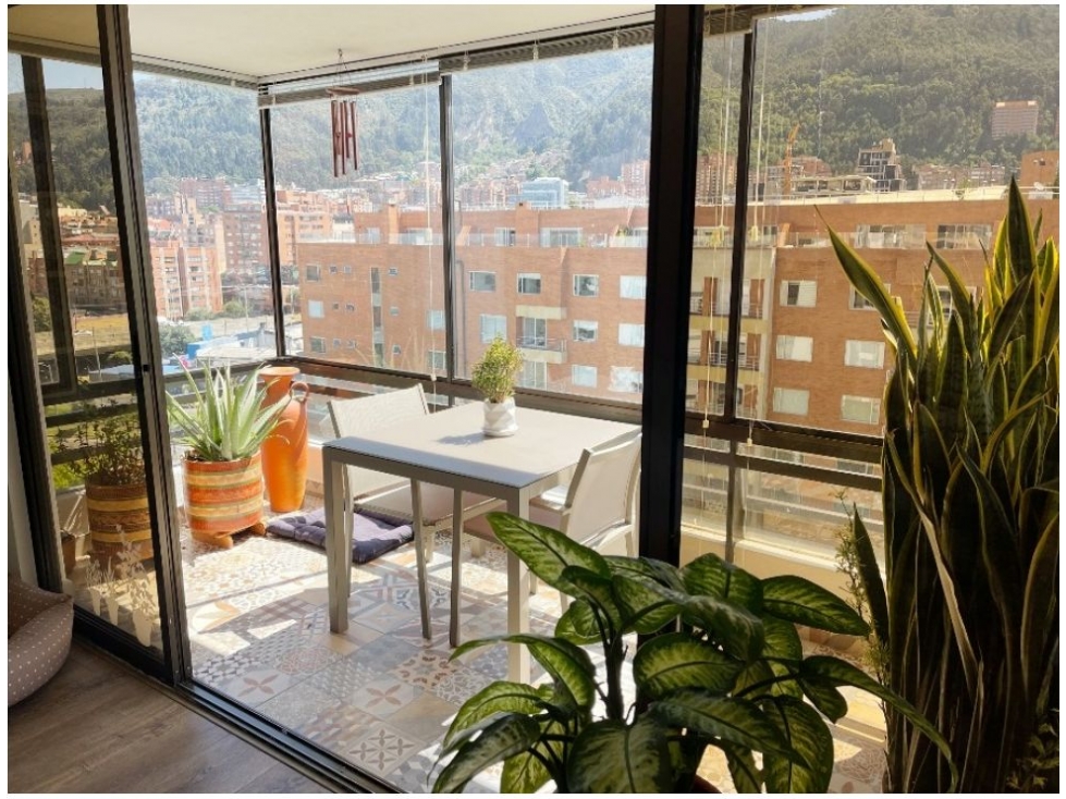 VENTA APARTAMENTO REMODELADO SANTA BARBARA UNICENTRO