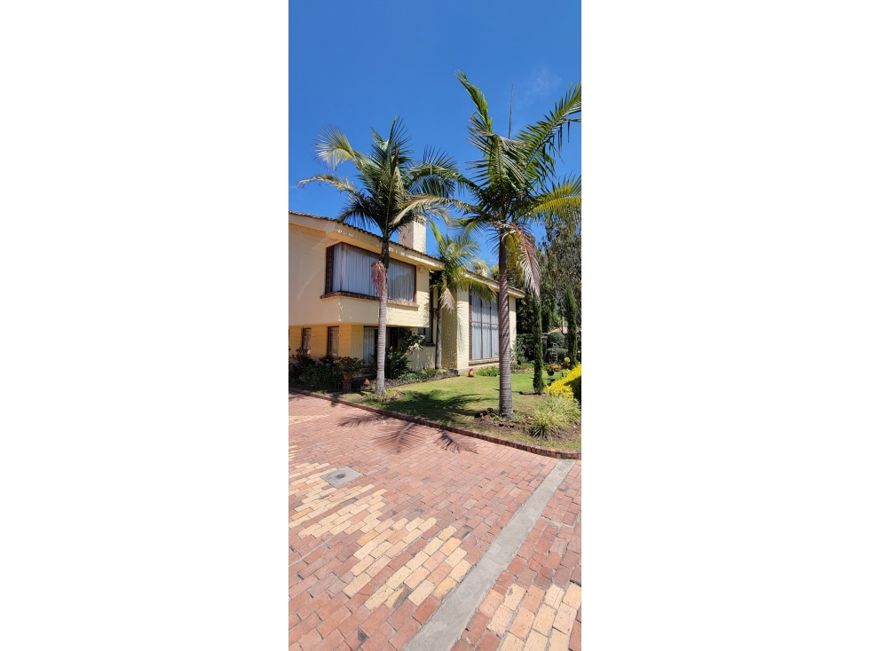 VENTA CASA SAN JOSE DE BAVARIA CONJUNTO CERRADO,