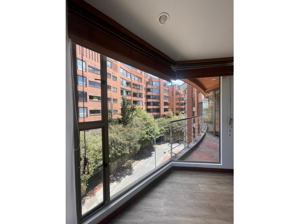 VENTA / ARRIENDO APARTAMENTO ROSALES ABAJO CIRCUNVALAR