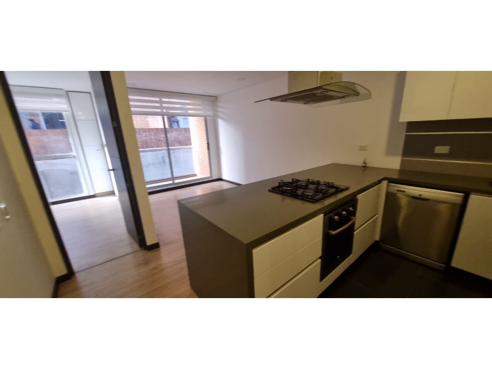 ARRIENDO APARTAESTUDIO SAN PATRICIO,