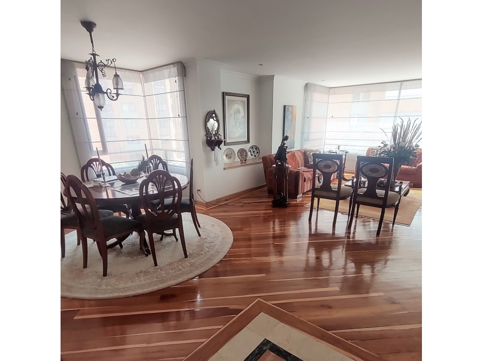 VENTA APARTAMENTO LA CAROLINA CONJUNTO CERRADO