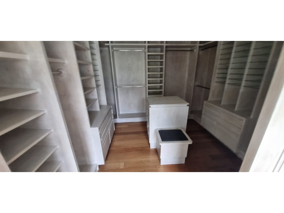 VENTA/ARRIENDO APARTAMENTO SANTA BARBARA ALTA USAQUEN CONJUNTO CERRADO — foto 2