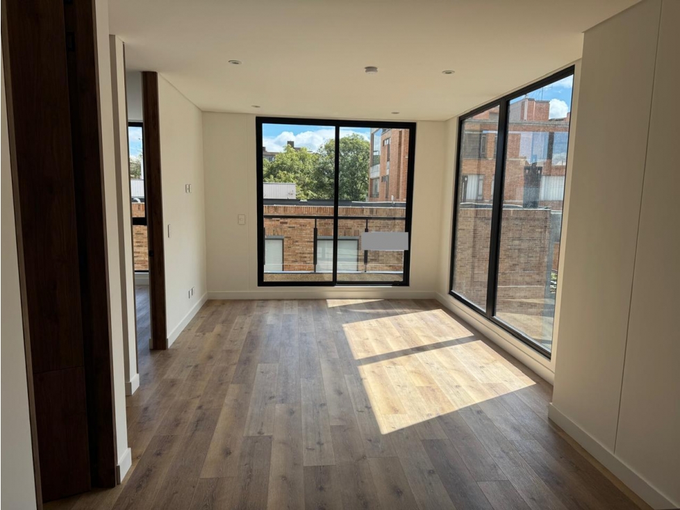 ARRIENDO SAN PATRICIO APARTAESTUDIO