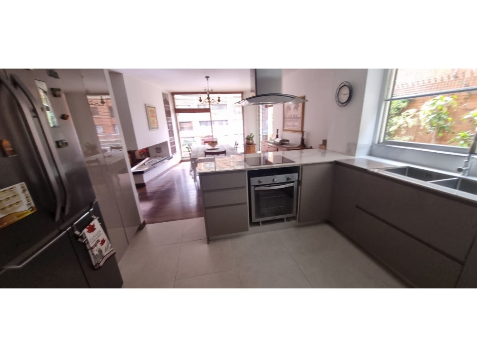 ARRIENDO APARTAMENTO CHICO NAVARRA