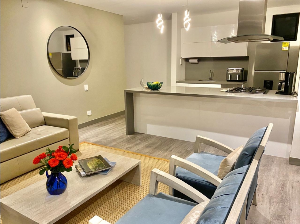 ARRIENDO APARTAMENTO CHICO RESERVADO, PISO 6