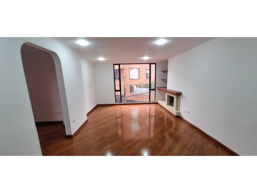 ARRIENDO APARTAMENTO REMODELADO LA CAROLINA