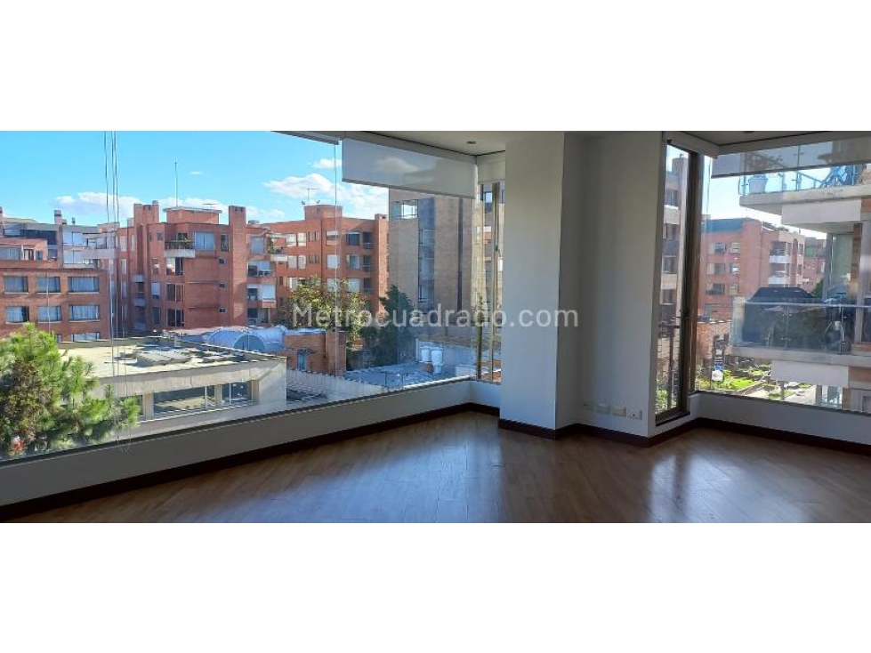 ARRIENDO APARTAMENTO CHICO NAVARRA