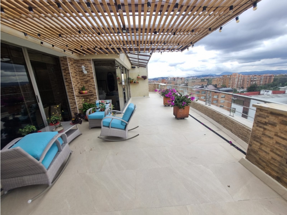 VENTA/ARRIENDO ESPECTACULAR PENTH. DUPLEX STA BÁRBARA UNICENTRO
