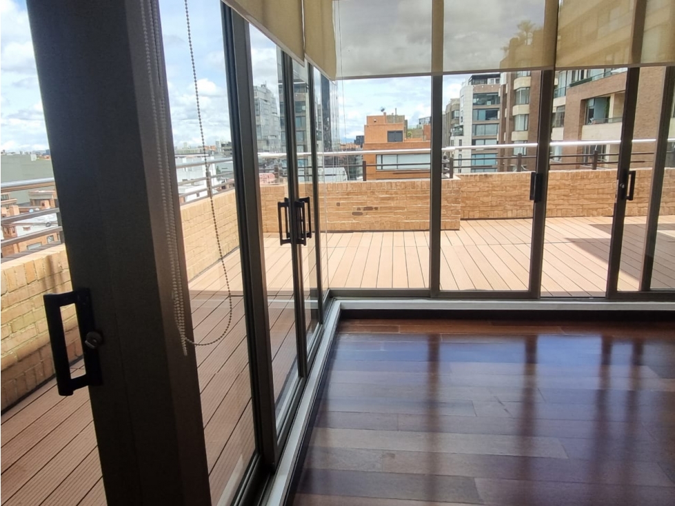 ARRIENDO PENTHOUSE CHICO CABRERA, 145 mts + 60 mts TERRAZAS,