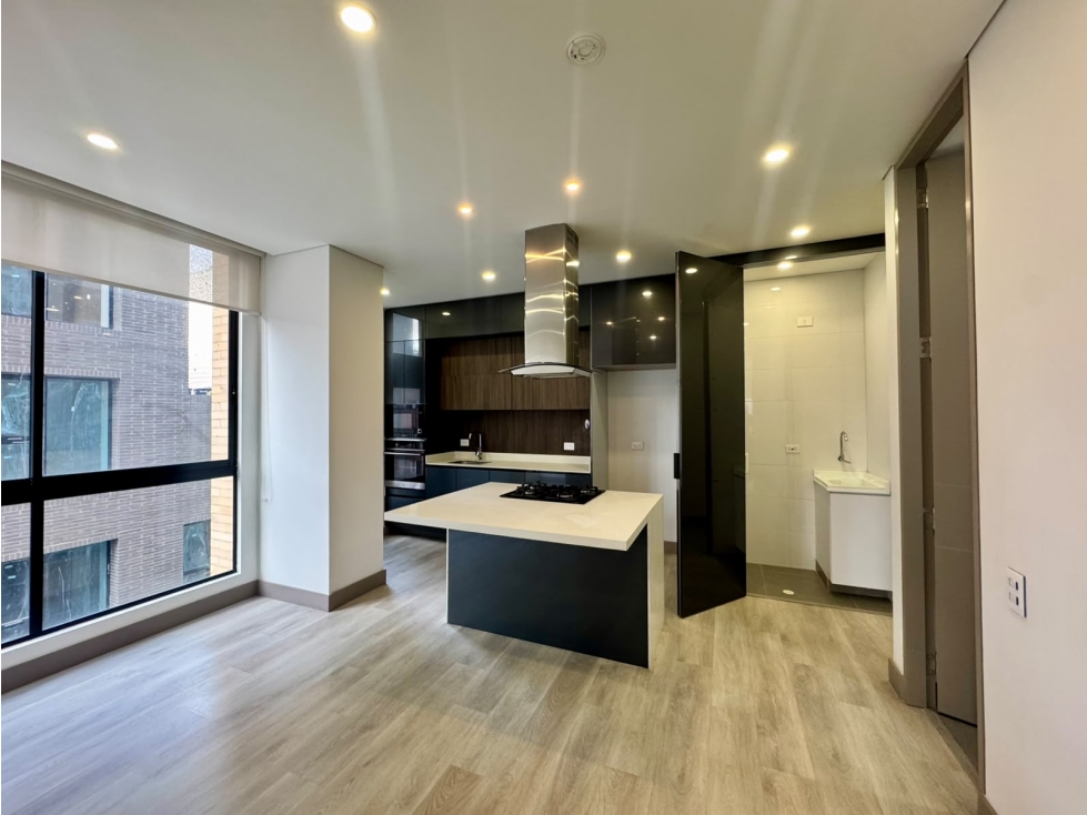 ARRIENDO APARTAMENTO CHICO BAJO, 65 Mt
