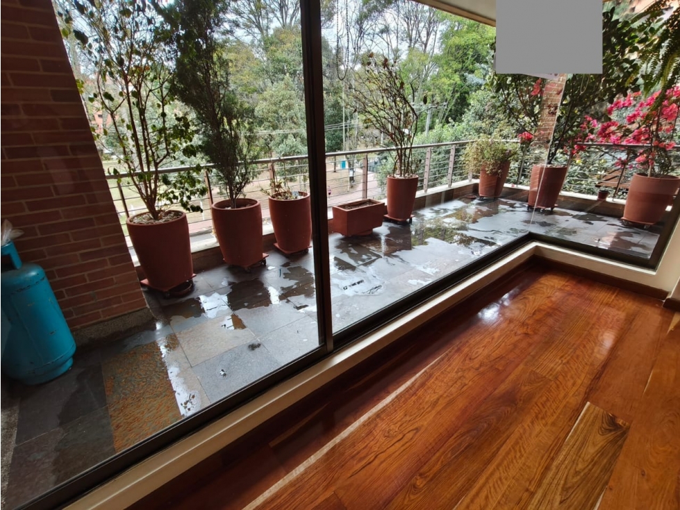 VENTA/ARRIENDO APTO CHICO VIRREY FRENTE AL PARQUE,