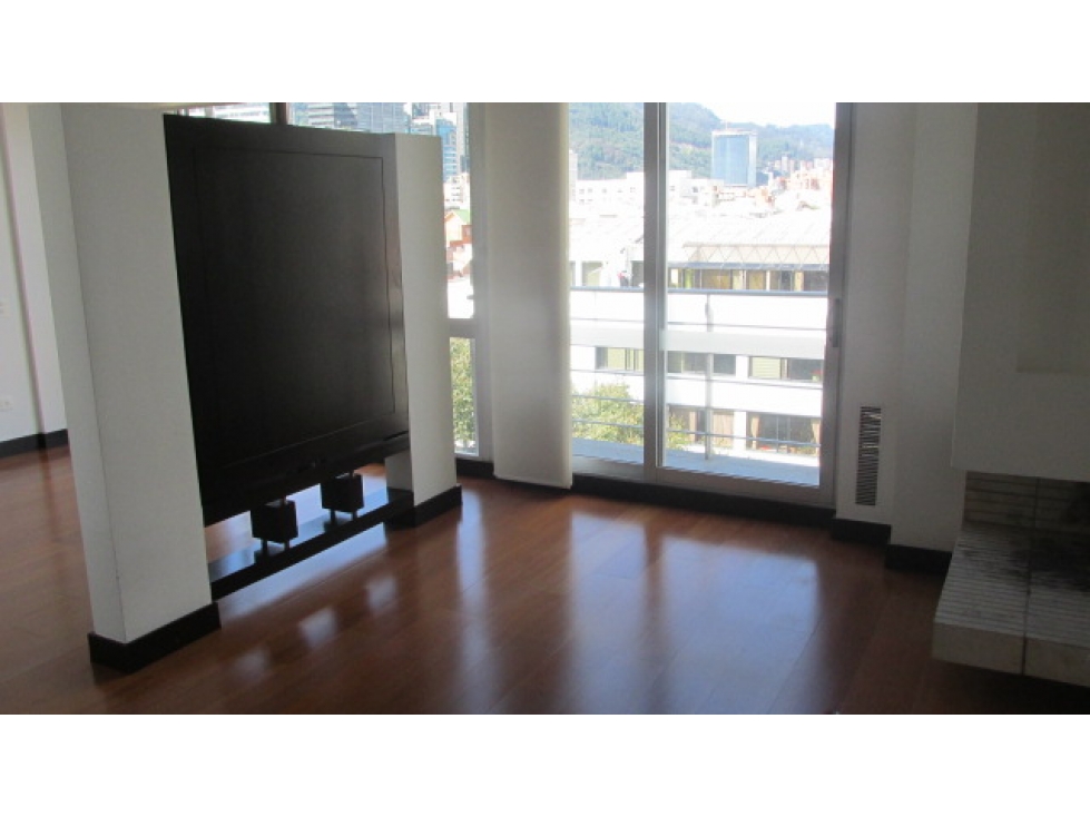 OFERTA VENTA y RENTANDO APARTAMENTO SANTA BARBARA UNICENTRO — foto 2