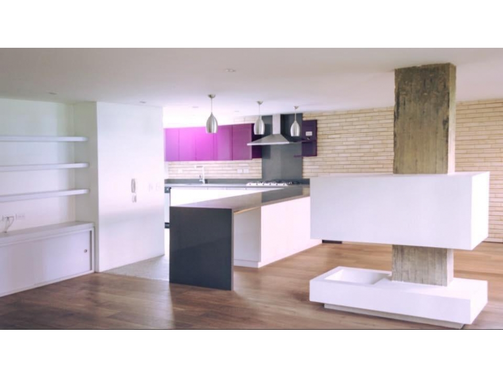 VENTA / ARRIENDO BELLISIMO APARTAMENTO NOGAL TOTALMENTE REMODELADO