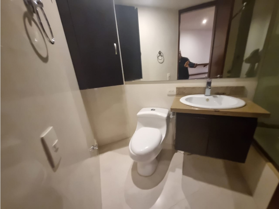 VENTA APARTAMENTO SANTA PAULA CON TERRAZOTA — foto 2