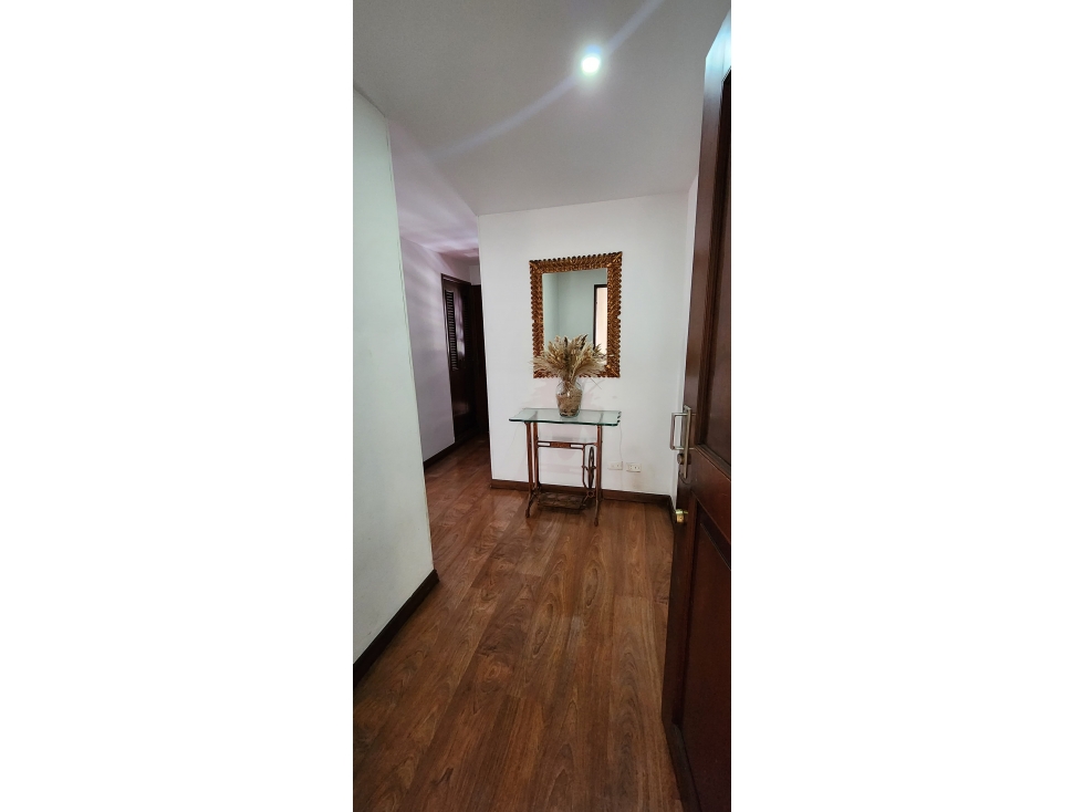VENTA APARTAMENTO BUGANVILLA SANTA BARBARA CENTRAL UNICENTRO — foto 2