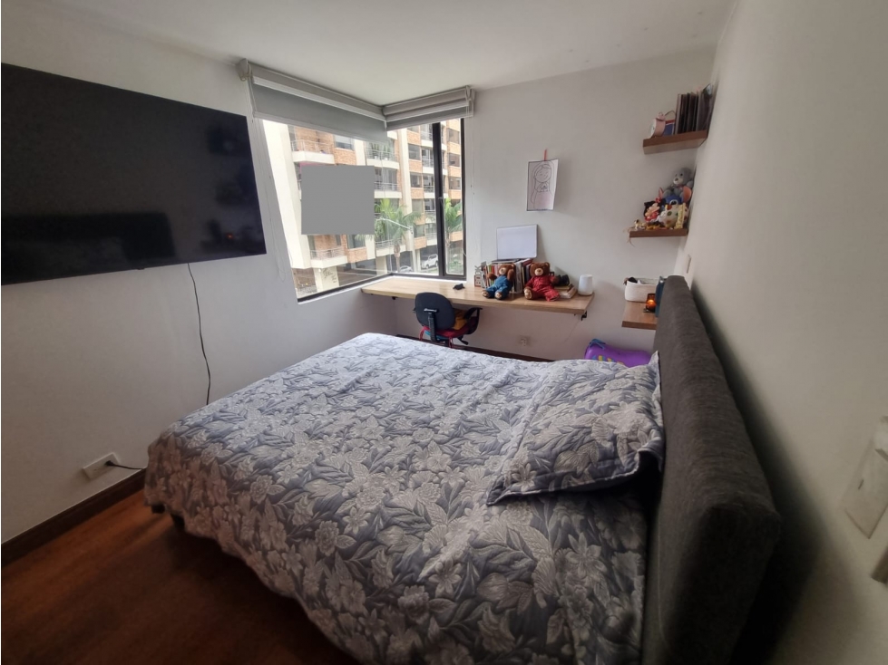 VENTA REMODELADO, APARTAMENTO SANTA BÁRBARA UNICENTRO BUGANVILLA — foto 2