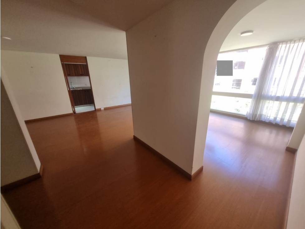 VENTA APARTAMENTO SANTA BARBARA CENTRAL EDIFICIO AUTOMATIZADO — foto 2