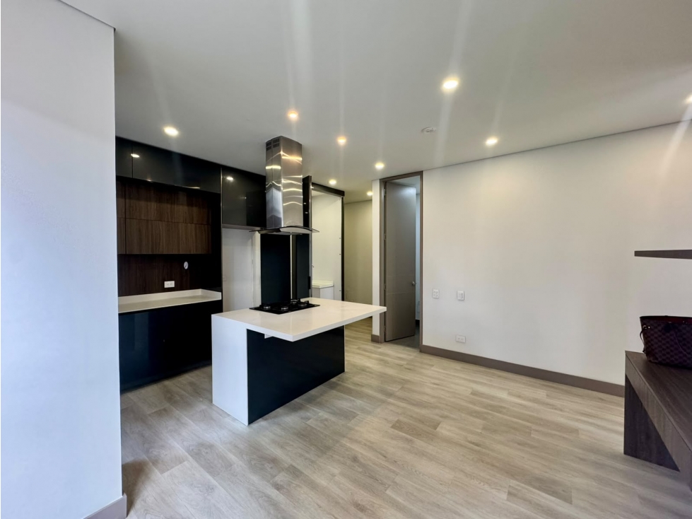 ARRIENDO APARTAMENTO CHICO BAJO, 65 Mt — foto 2