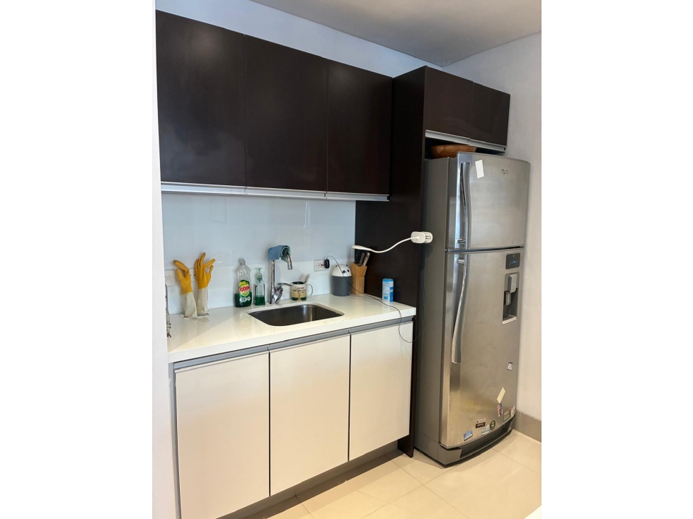 ARRIENDO AMOBLADO UNICAMENTE Apartaestudio CHICO BAJO — foto 2