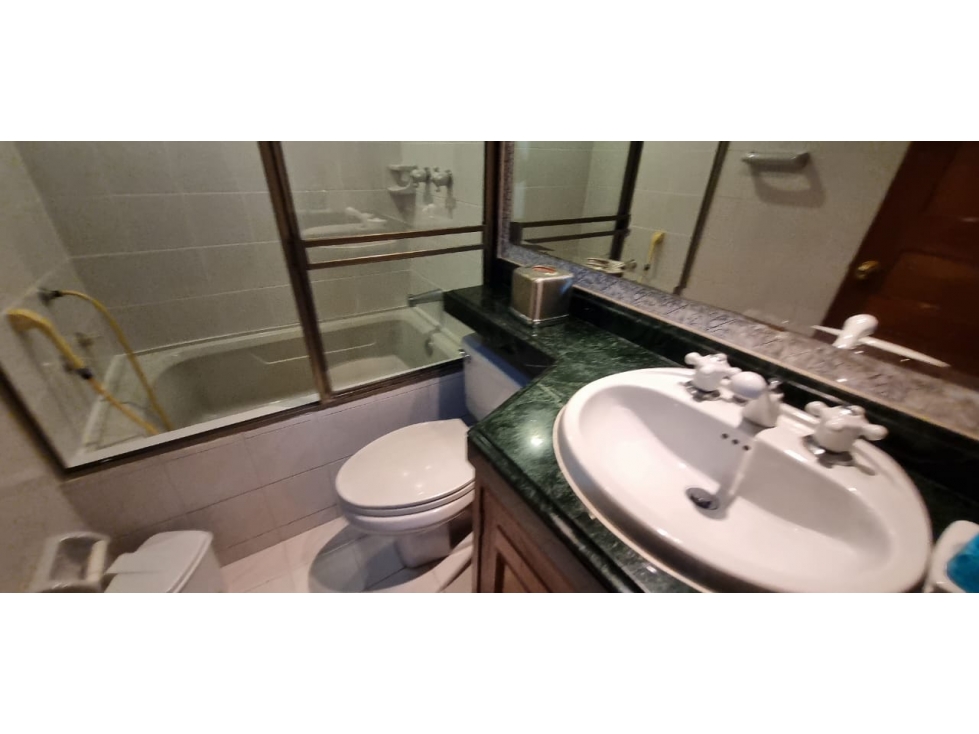 VENTA APARTAMENTO SANTA BARBARA UNICENTRO BUGANVILLA, — foto 3