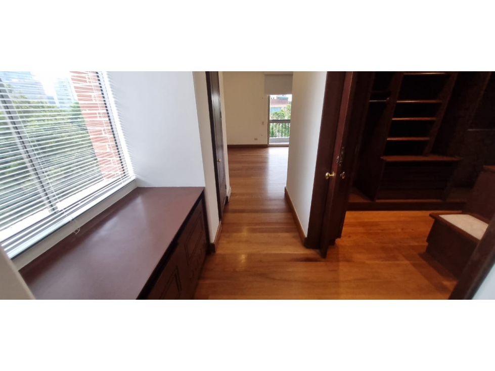 VENTA/ARRIENDO APARTAMENTO SANTA BARBARA ALTA USAQUEN CONJUNTO CERRADO — foto 3