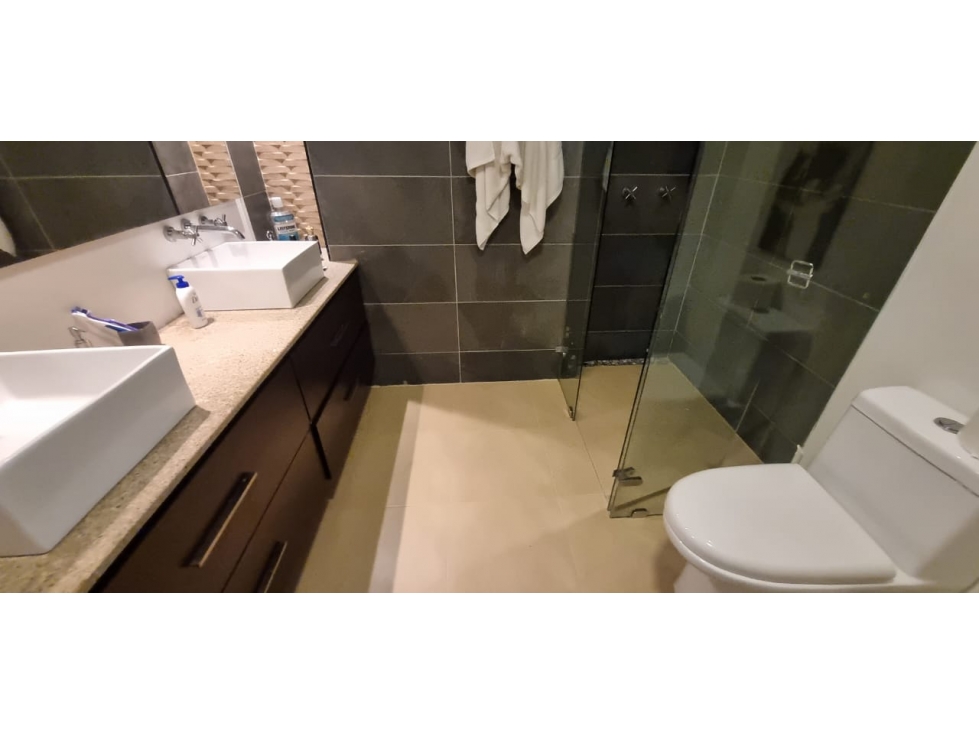 VENTA APARTAMENTO SANTA BARBARA CENTRAL REMODELADO — foto 3