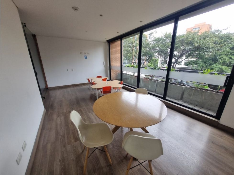ARRIENDO APARTAMENTO TIPO PENTHOUSE ROSALES BAJO/NOGAL — foto 3